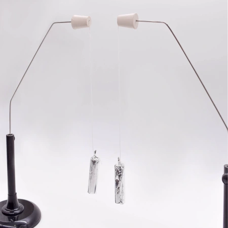 Маятник электростатический (пара)